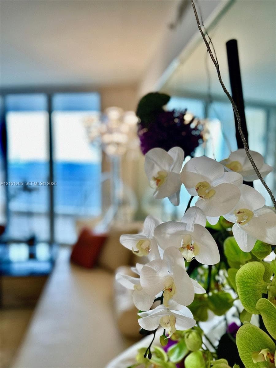 808 Brickell Key Dr # 1106, Miami FL 33131