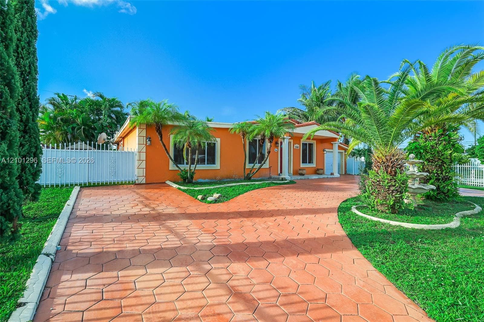 11840 SW 171st Ter, Miami FL 33177