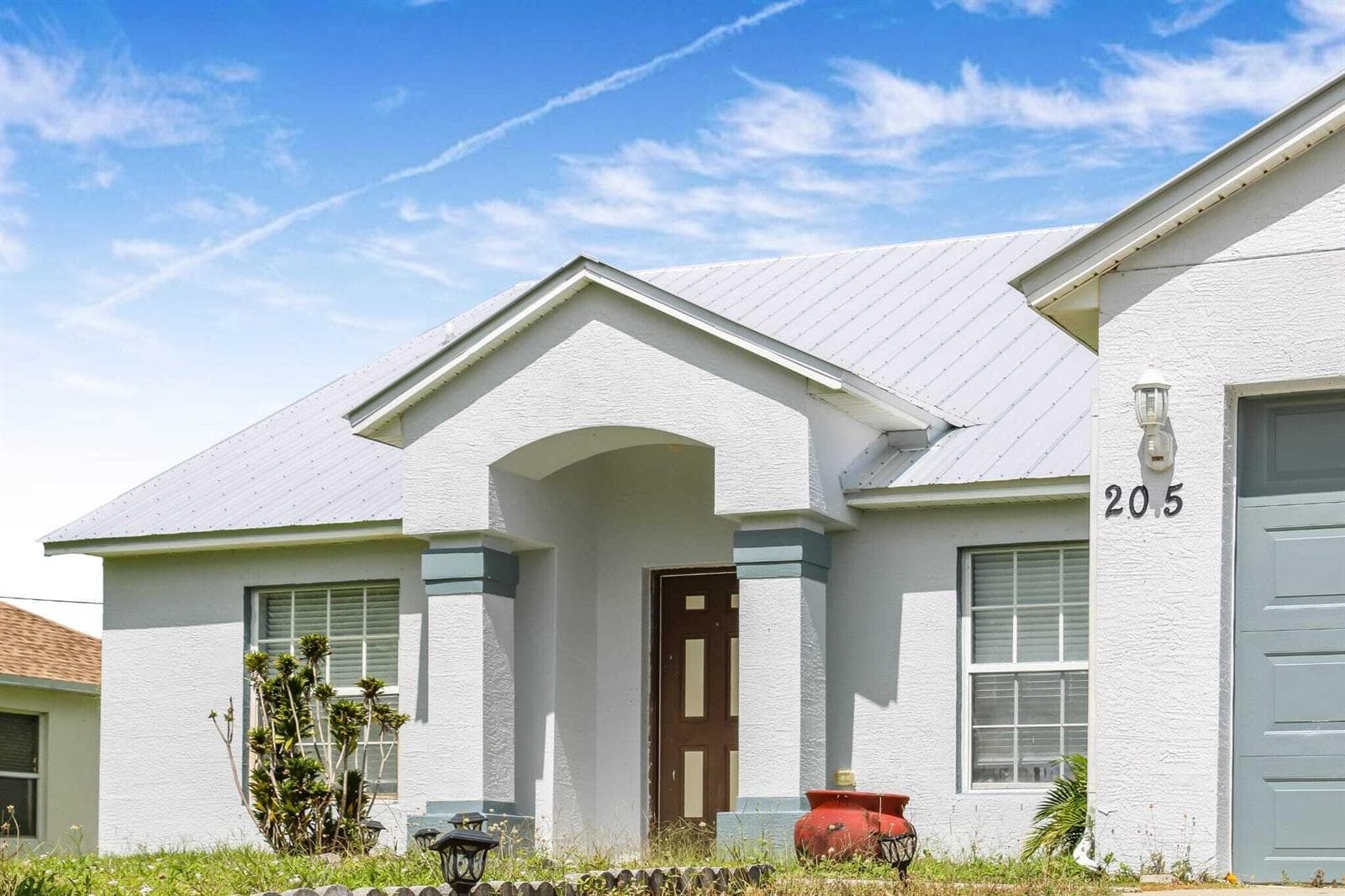 205 SW Kestor Drive, Port St. Lucie FL 34953