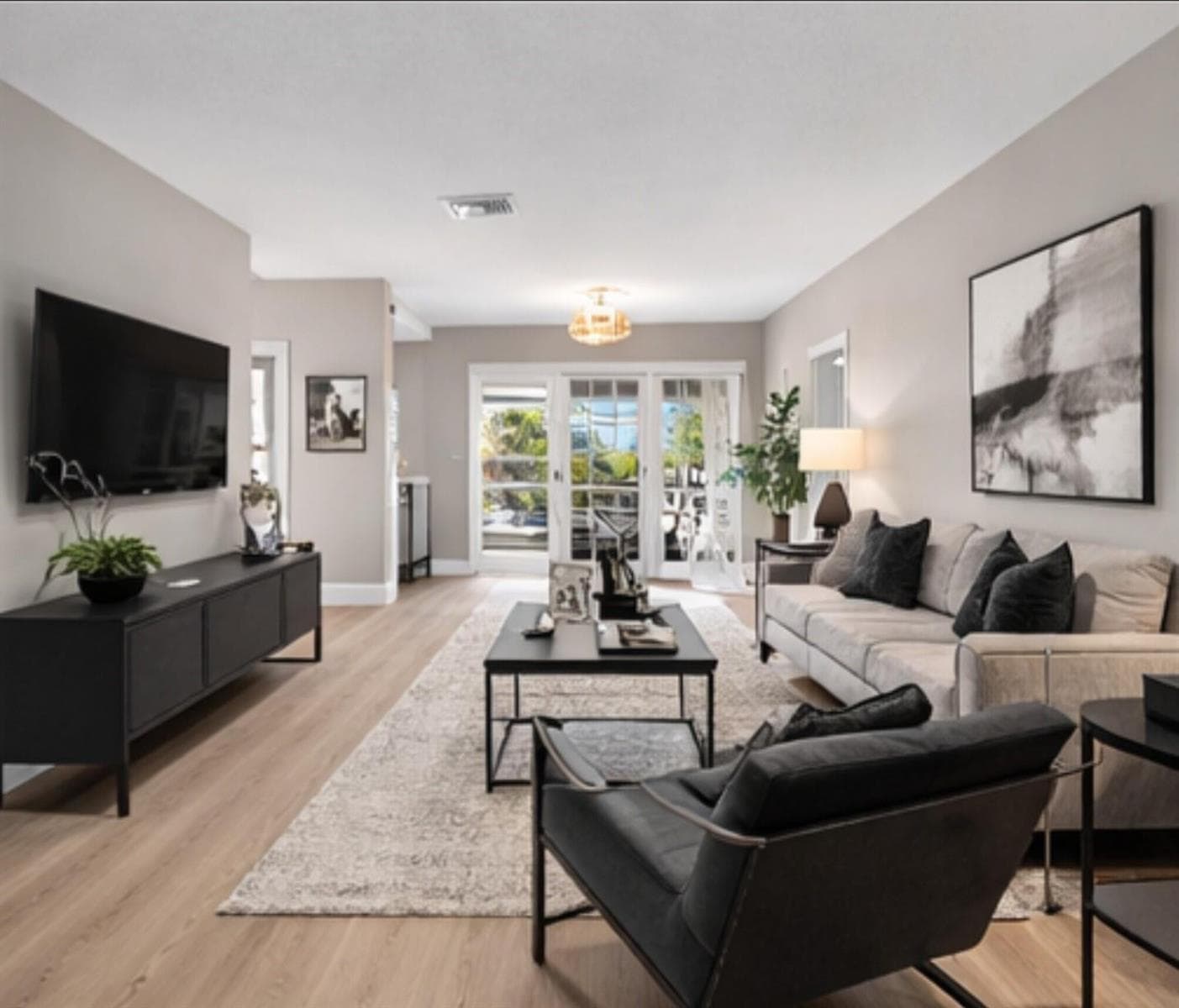 941 CRYSTAL LAKE Drive # 311, Deerfield Beach FL 33064