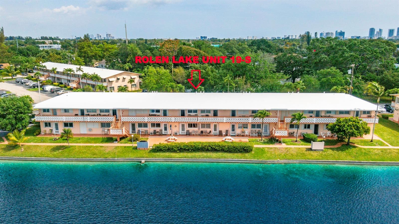 900 SW 10th Terrace # 19S, Hallandale Beach FL 33009