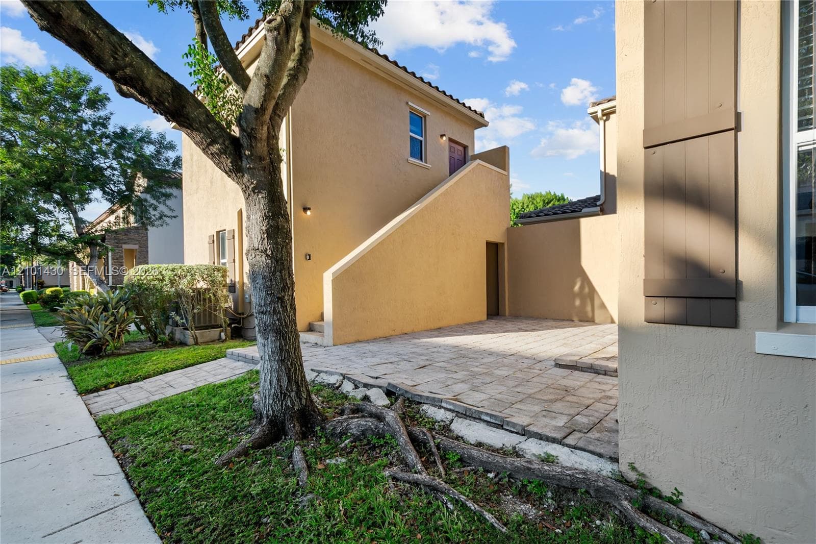17099 SW 94th Way, Miami FL 33196