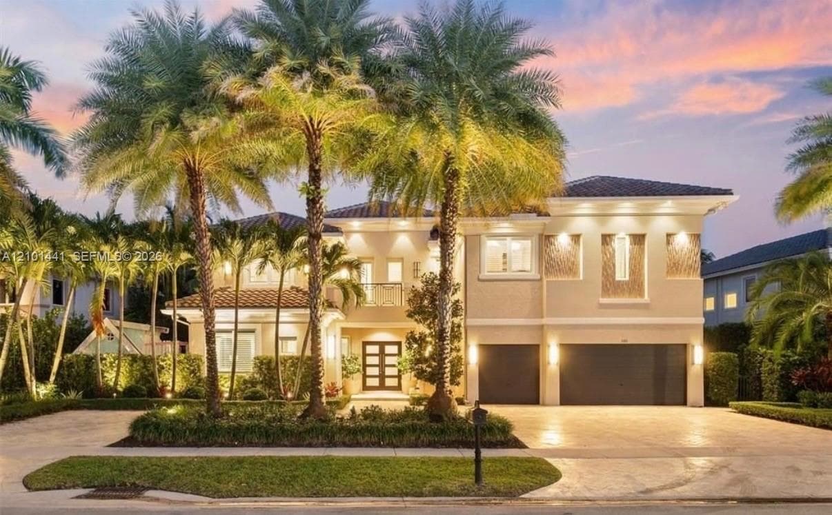 560 Coconut Palm Ter, Plantation FL 33324