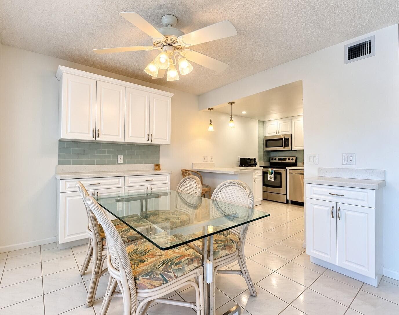 102 GREENBRIER A, West Palm Beach FL 33417