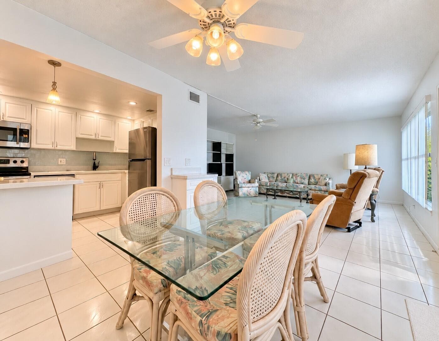 102 GREENBRIER A, West Palm Beach FL 33417