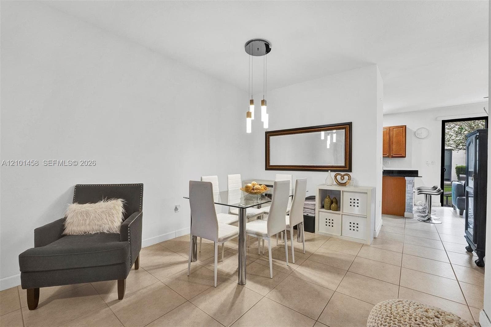 371 NE 194th Ter, Miami FL 33179