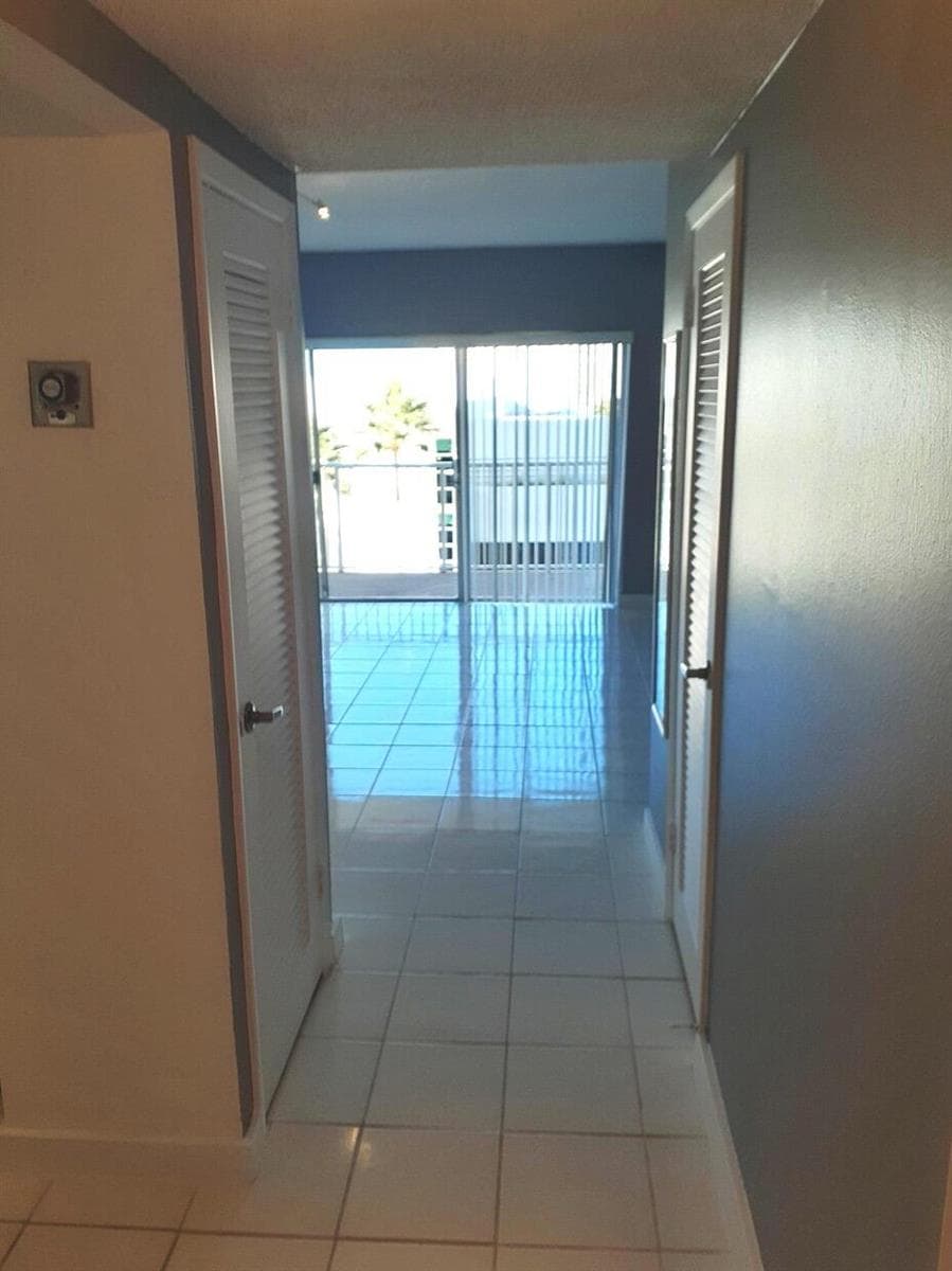 1965 S OCEAN Drive # 4H, Hallandale Beach FL 33009
