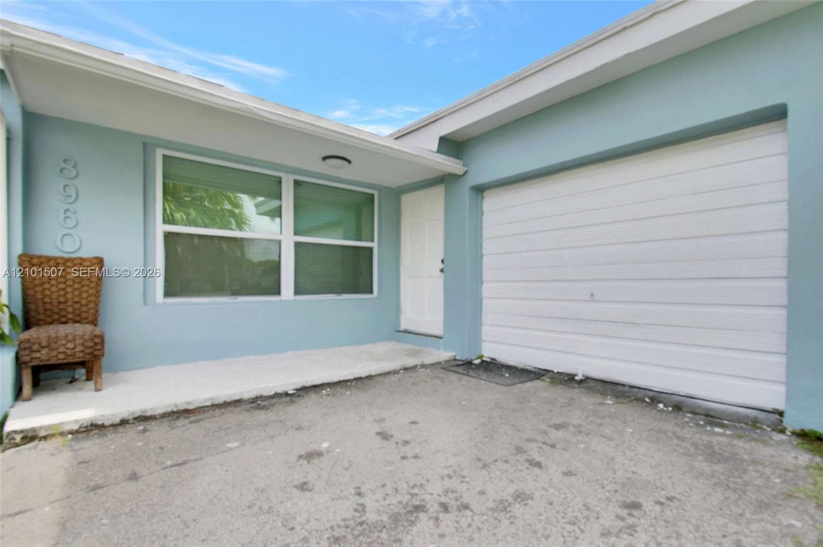 8960 Sunset Strip, Sunrise FL 33322