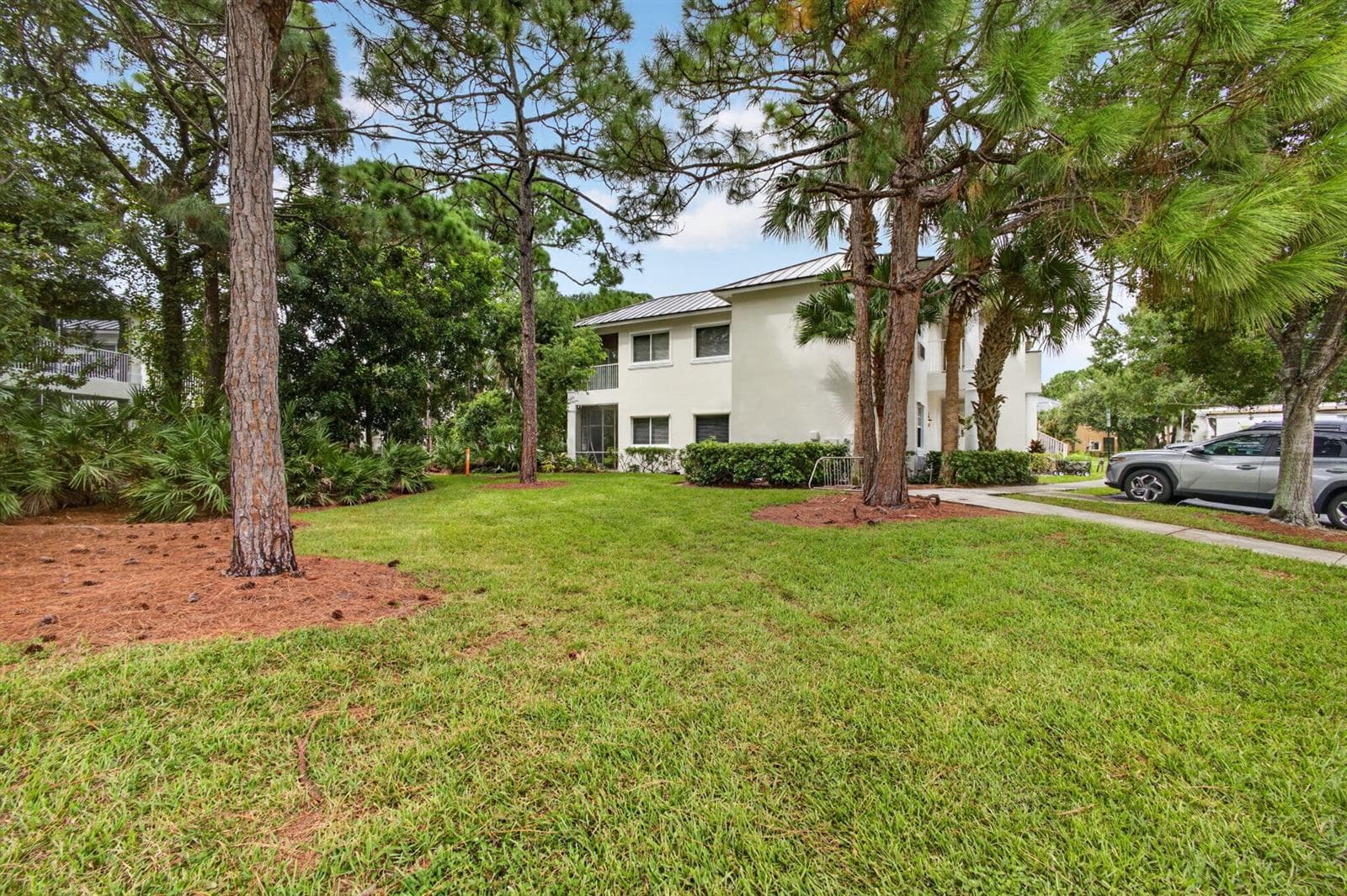 9002 Sand Shot Way, Port St. Lucie FL 34986