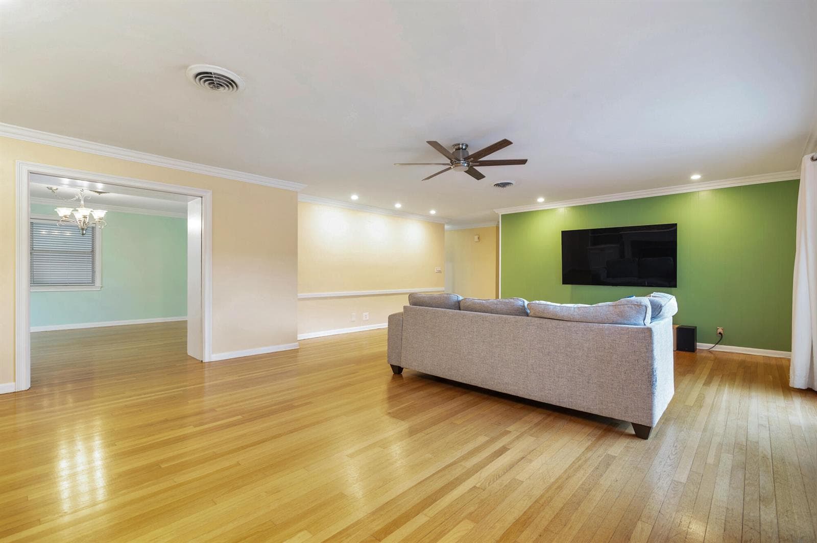 2607 COLGATE Lane, FL 33460