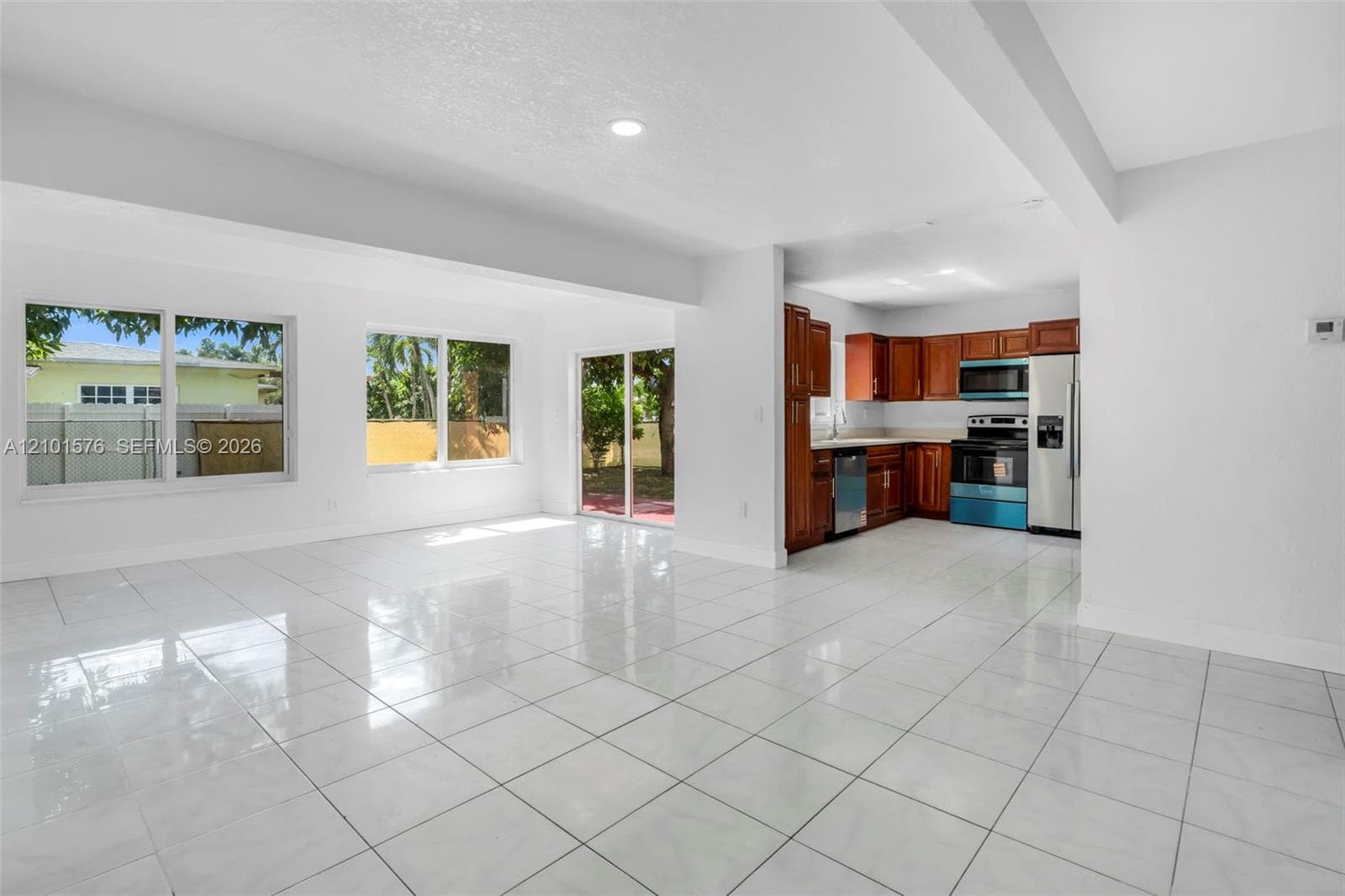 7612 Plantation Blvd, Miramar FL 33023
