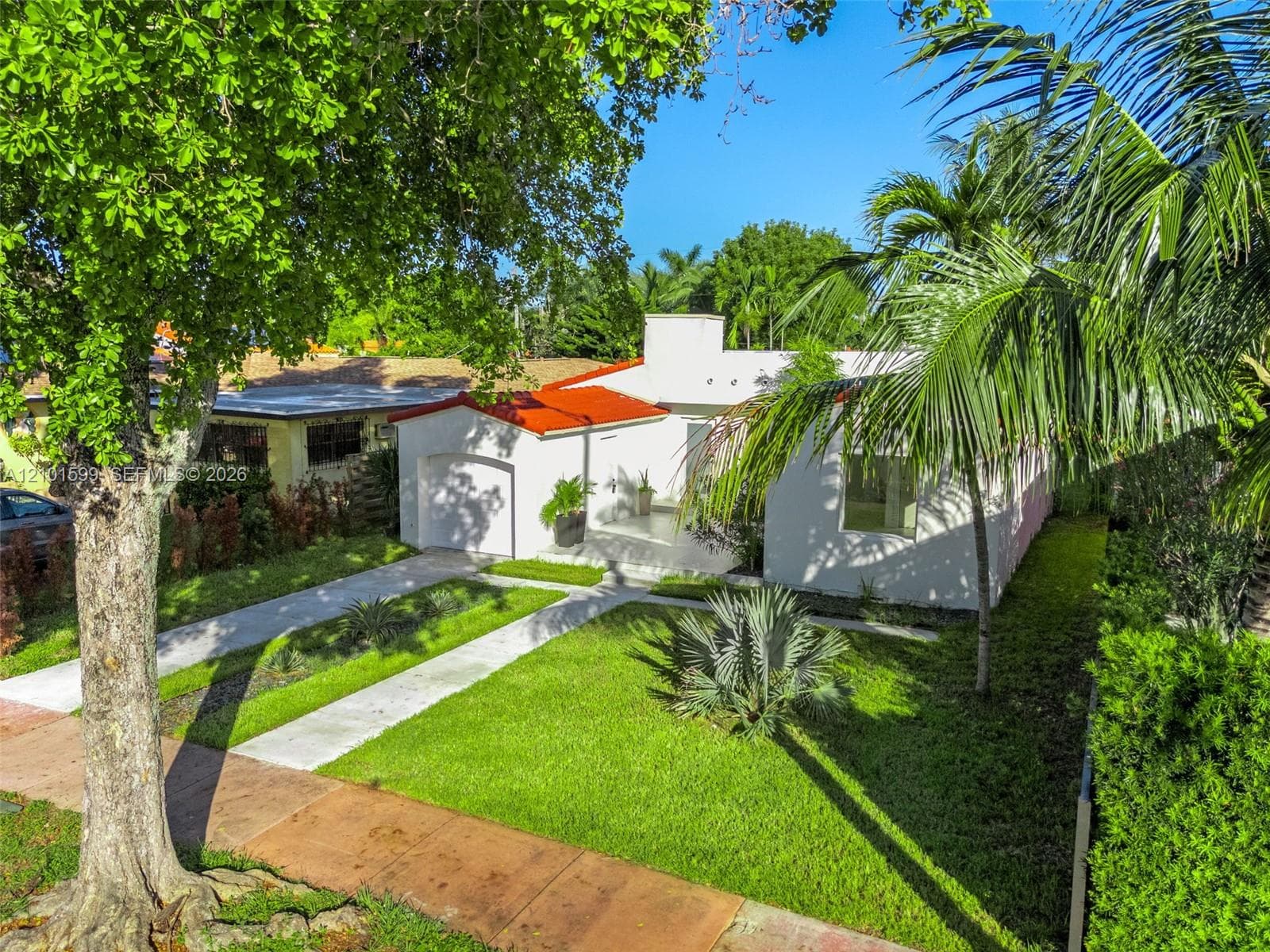 1371 71st St, Miami Beach FL 33141