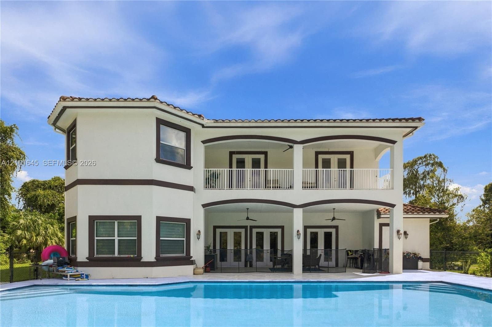 541 SW 17th St SW, Naples FL 34117-3315