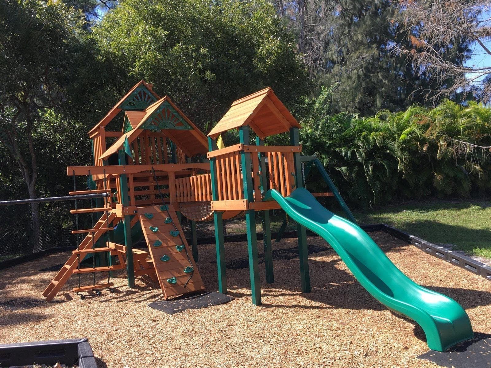 4163 N HAVERHILL Road # 1220, West Palm Beach FL 33417
