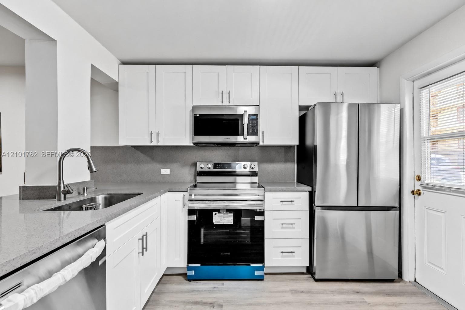 445 NE 195th St # 125, Miami FL 33179