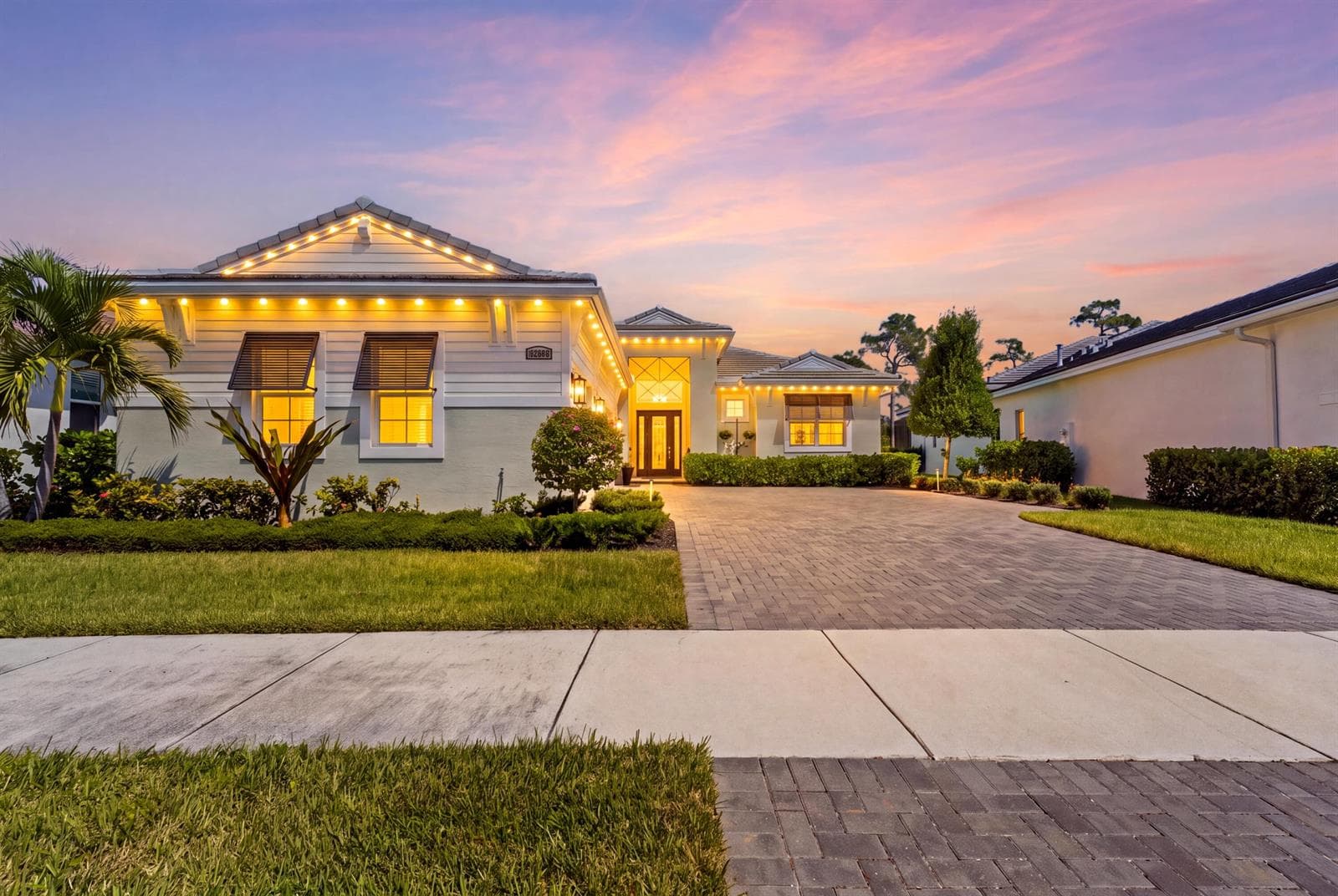 2309 SE CANOPY COVE Lane, Port St. Lucie FL 34984