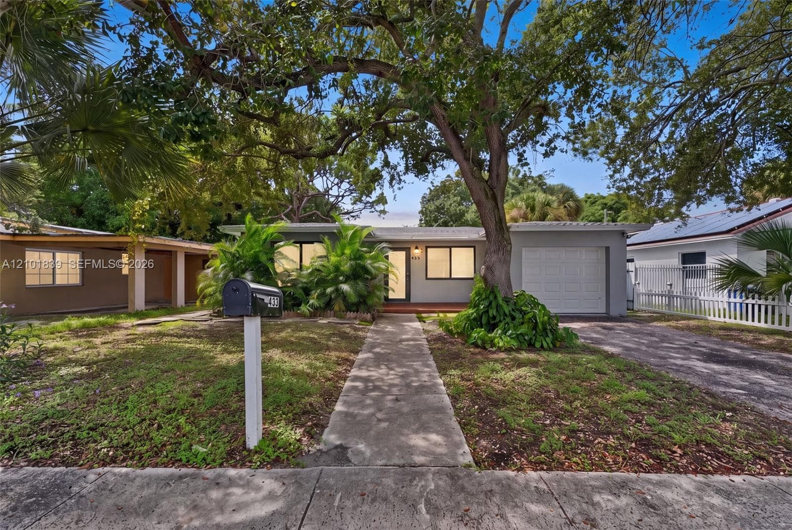 433 NW 15th Way, Fort Lauderdale FL 33311