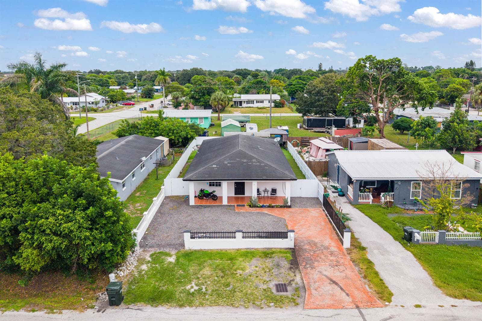 347 W HAITI Avenue, Clewiston FL 33440