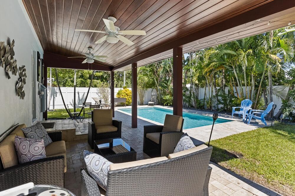 801 SE 3RD Avenue, Delray Beach FL 33483