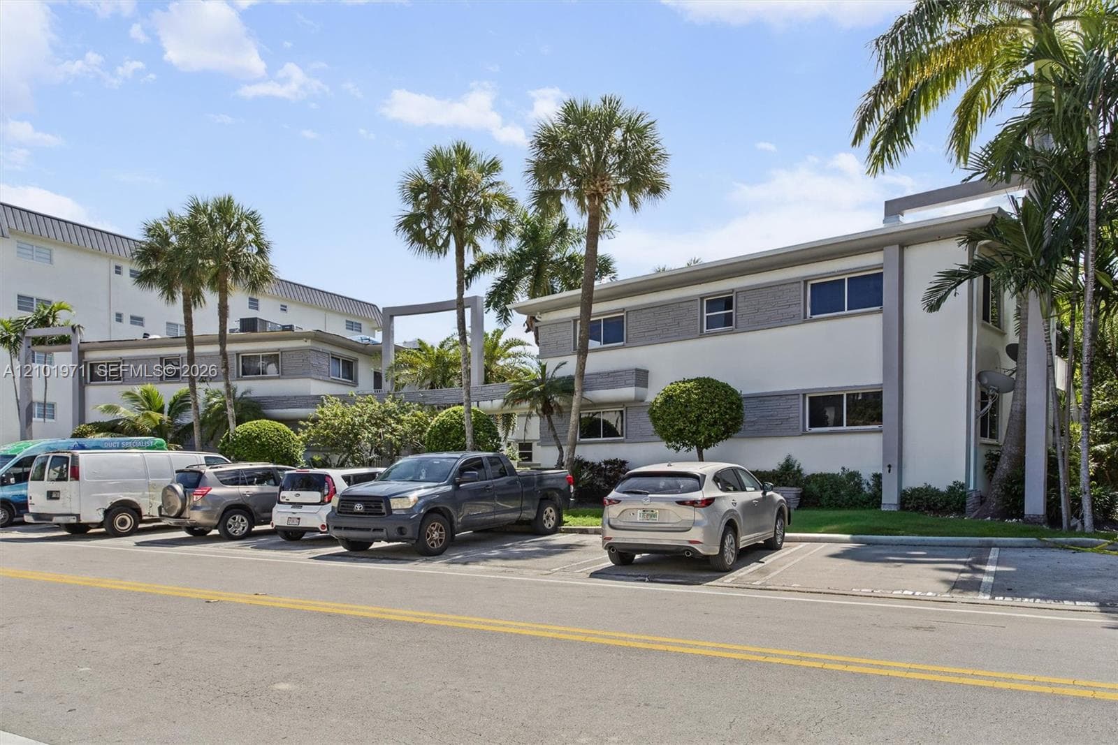 1150 99th St # 25, Bay Harbor Islands FL 33154