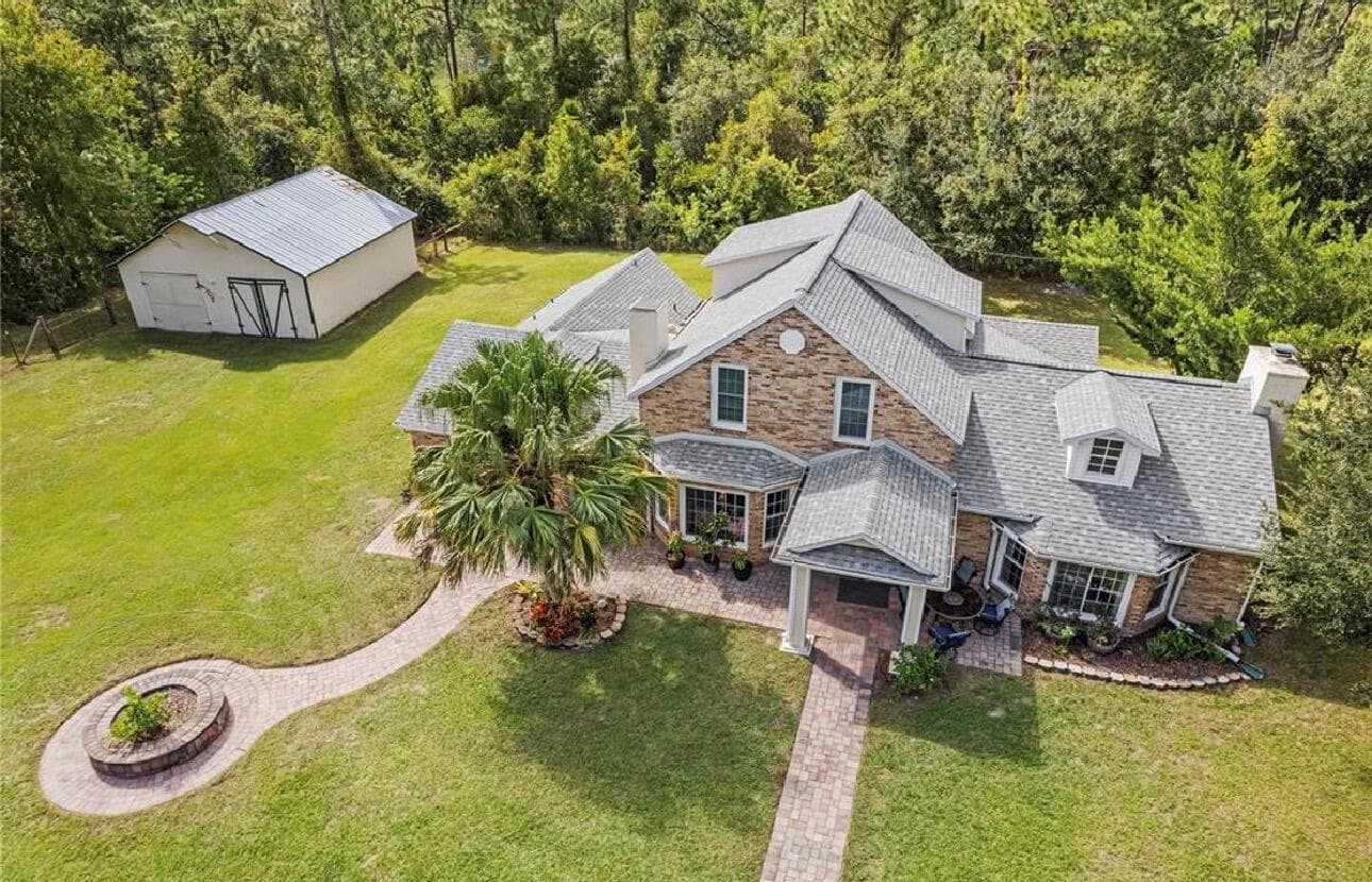 4240 LAKE GENTRY Road, FL 34772