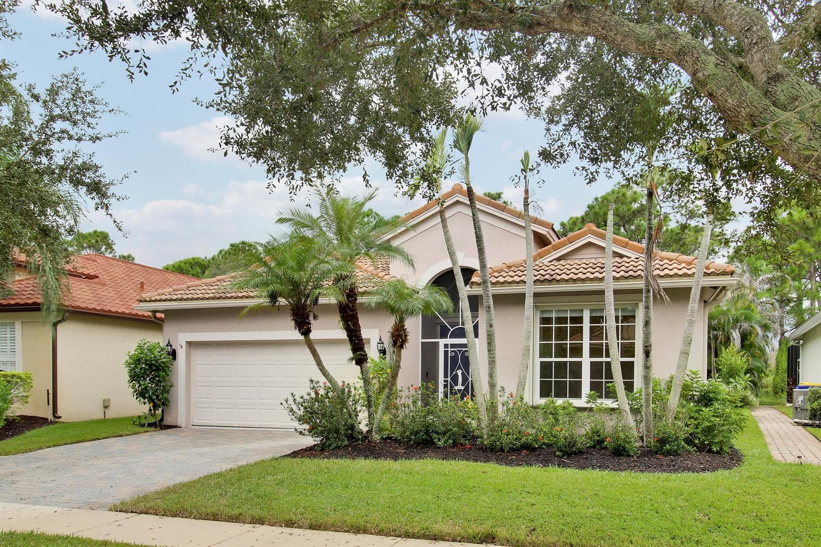 6815 SE Twin Oaks Circle, Stuart FL 34997