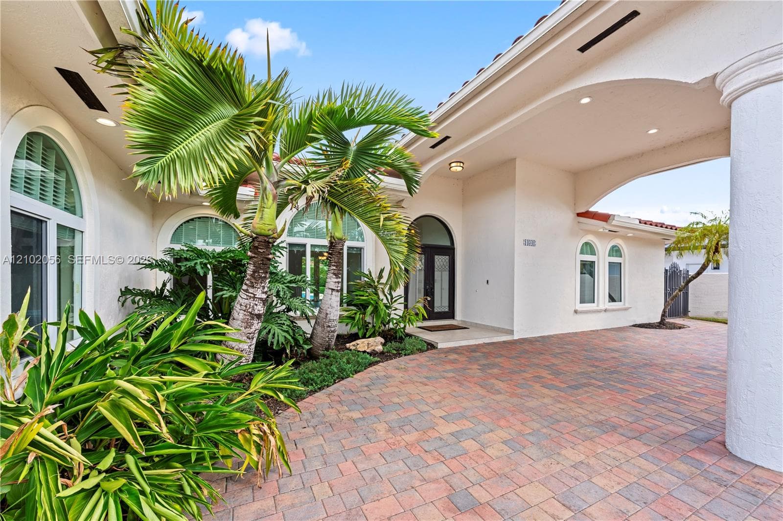 14341 SW 22nd St, Miami FL 33175