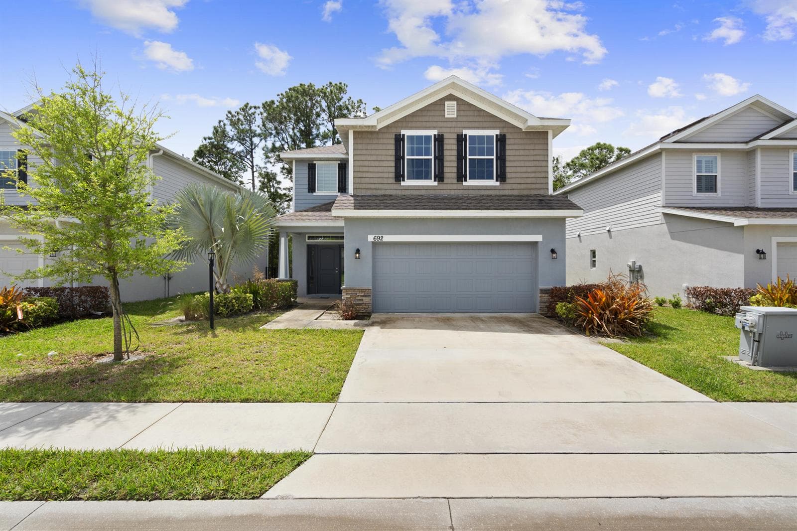 692 NE Turtleback Trail, Port St. Lucie FL 34983
