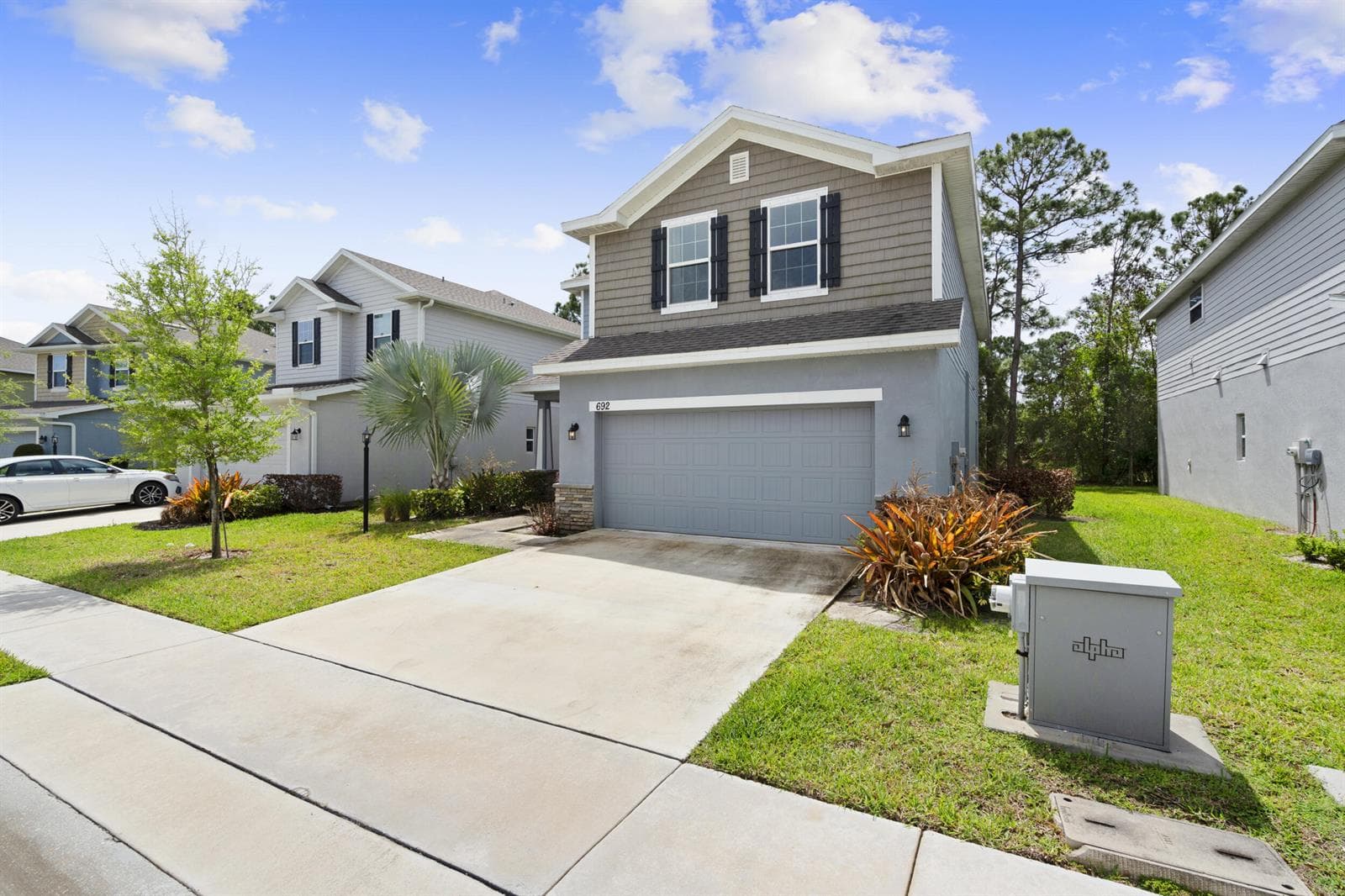 692 NE Turtleback Trail, Port St. Lucie FL 34983