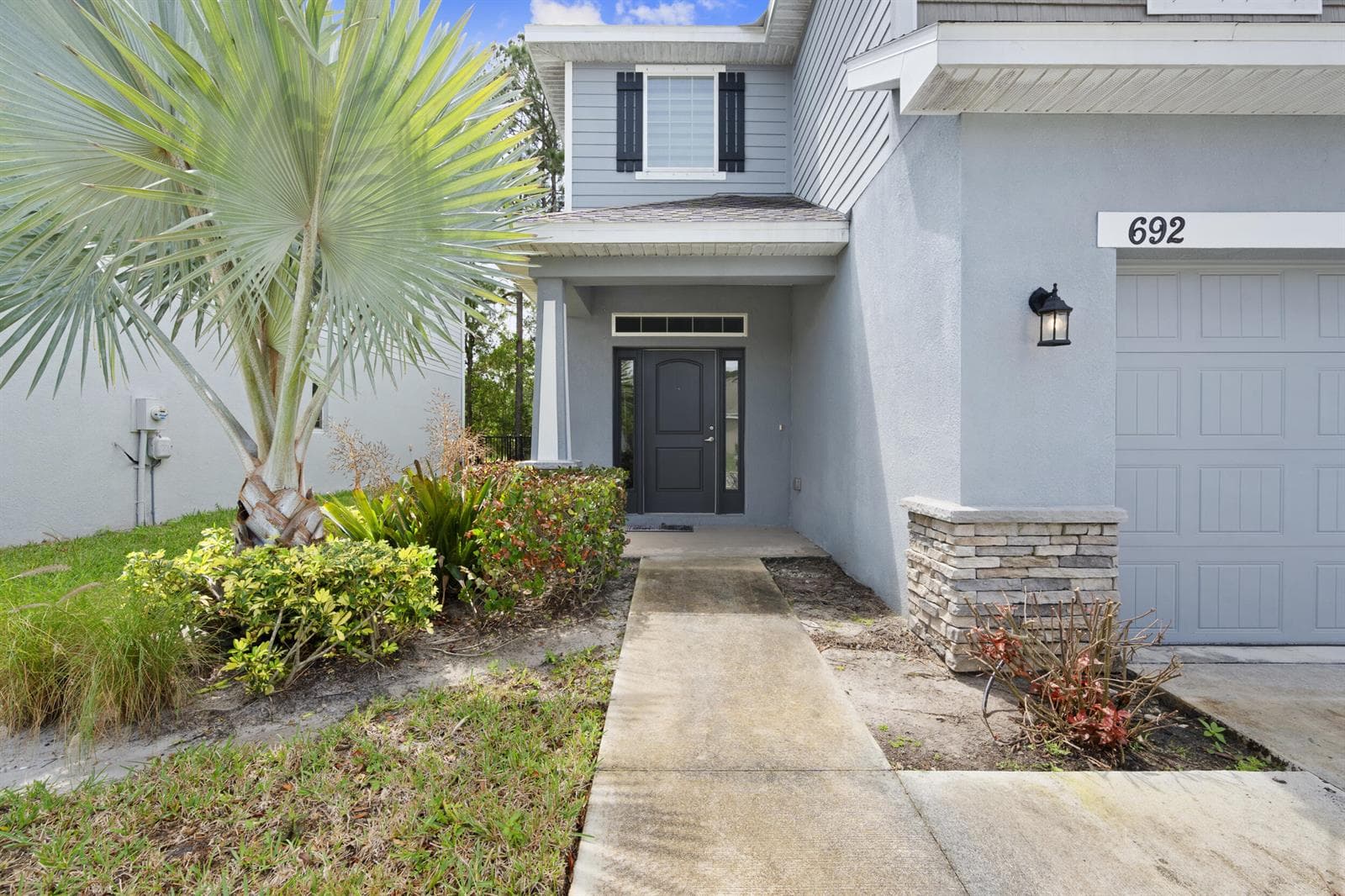 692 NE Turtleback Trail, Port St. Lucie FL 34983
