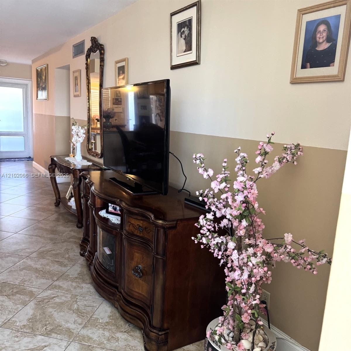 1025 SE 2nd Ave # 301, Dania Beach FL 33004