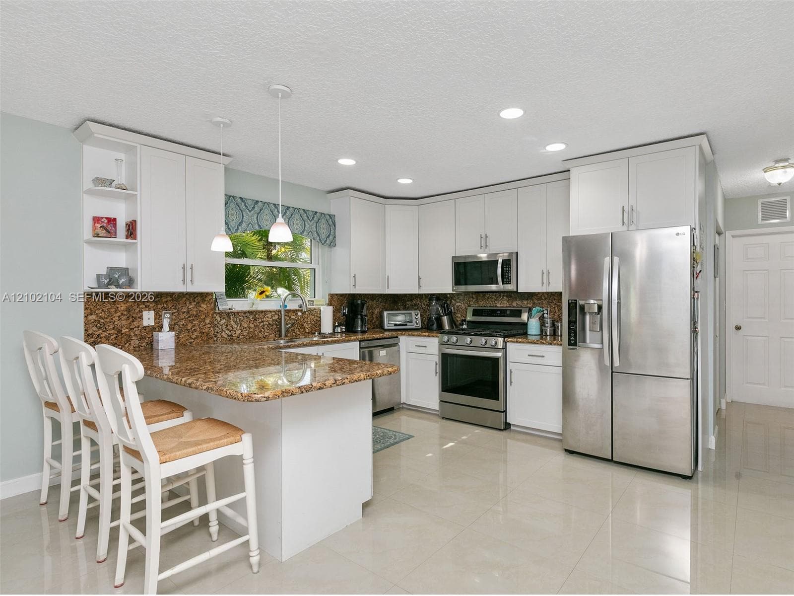 20565 SW 80th Pl, Cutler Bay FL 33189