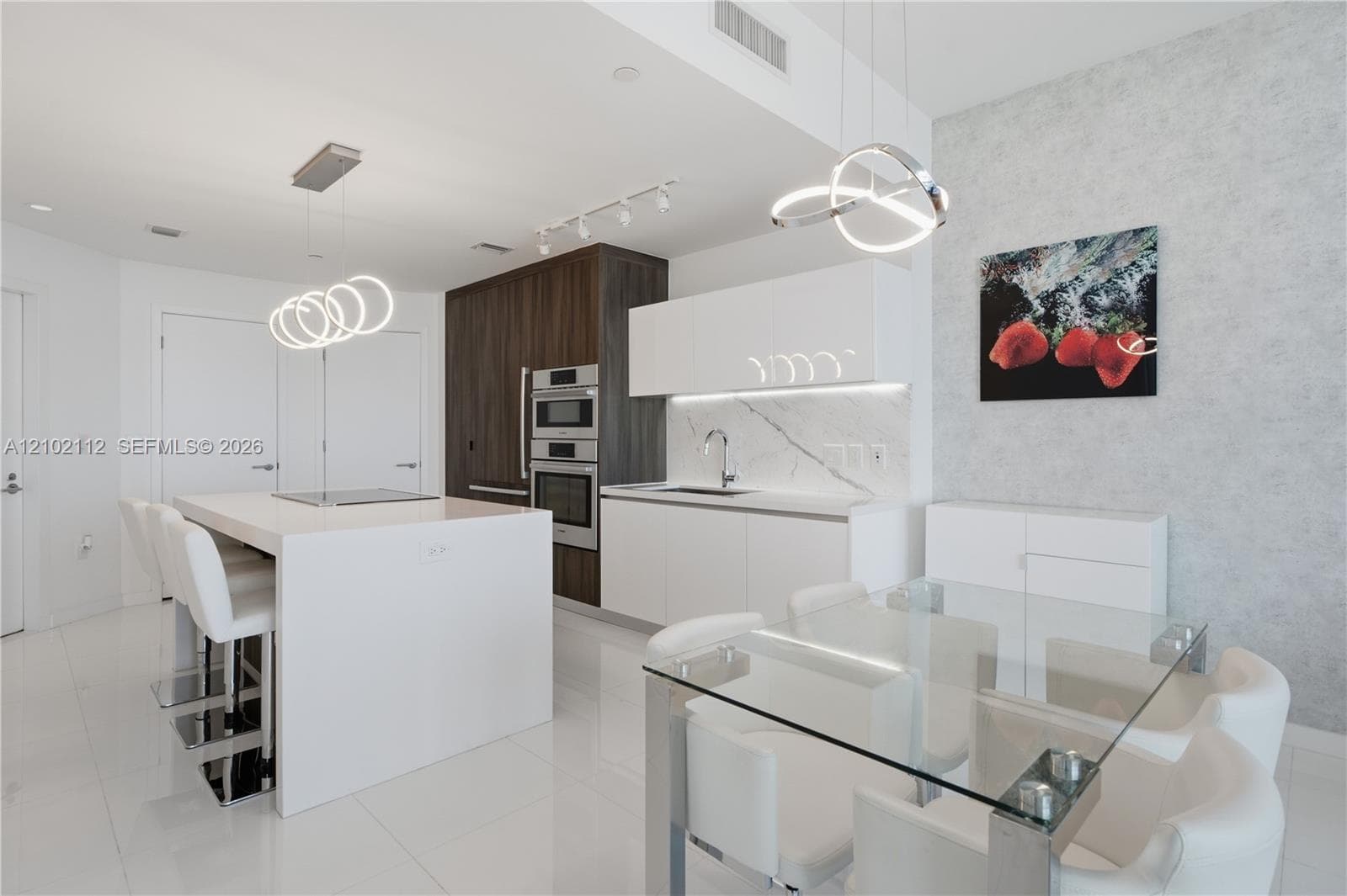 851 NE 1st Ave # 3906, Miami FL 33132
