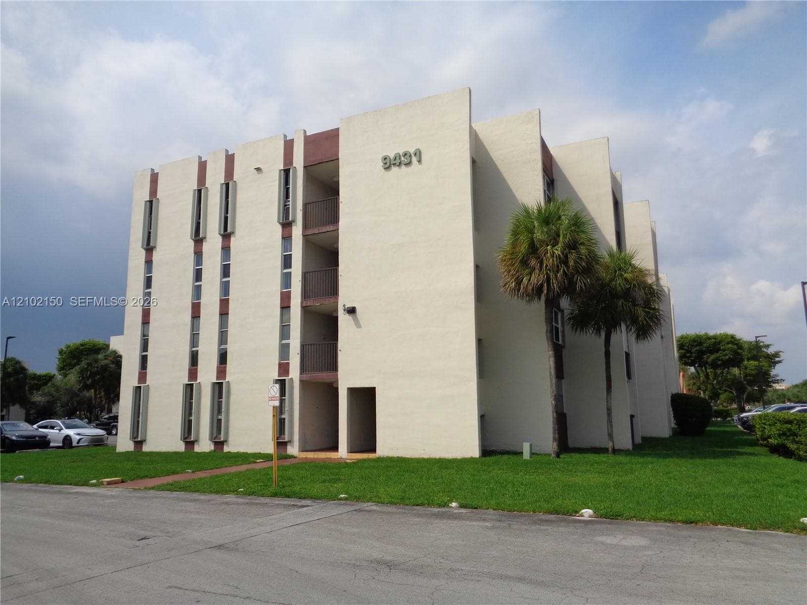 9431 SW 4th St # 7, Miami FL 33174
