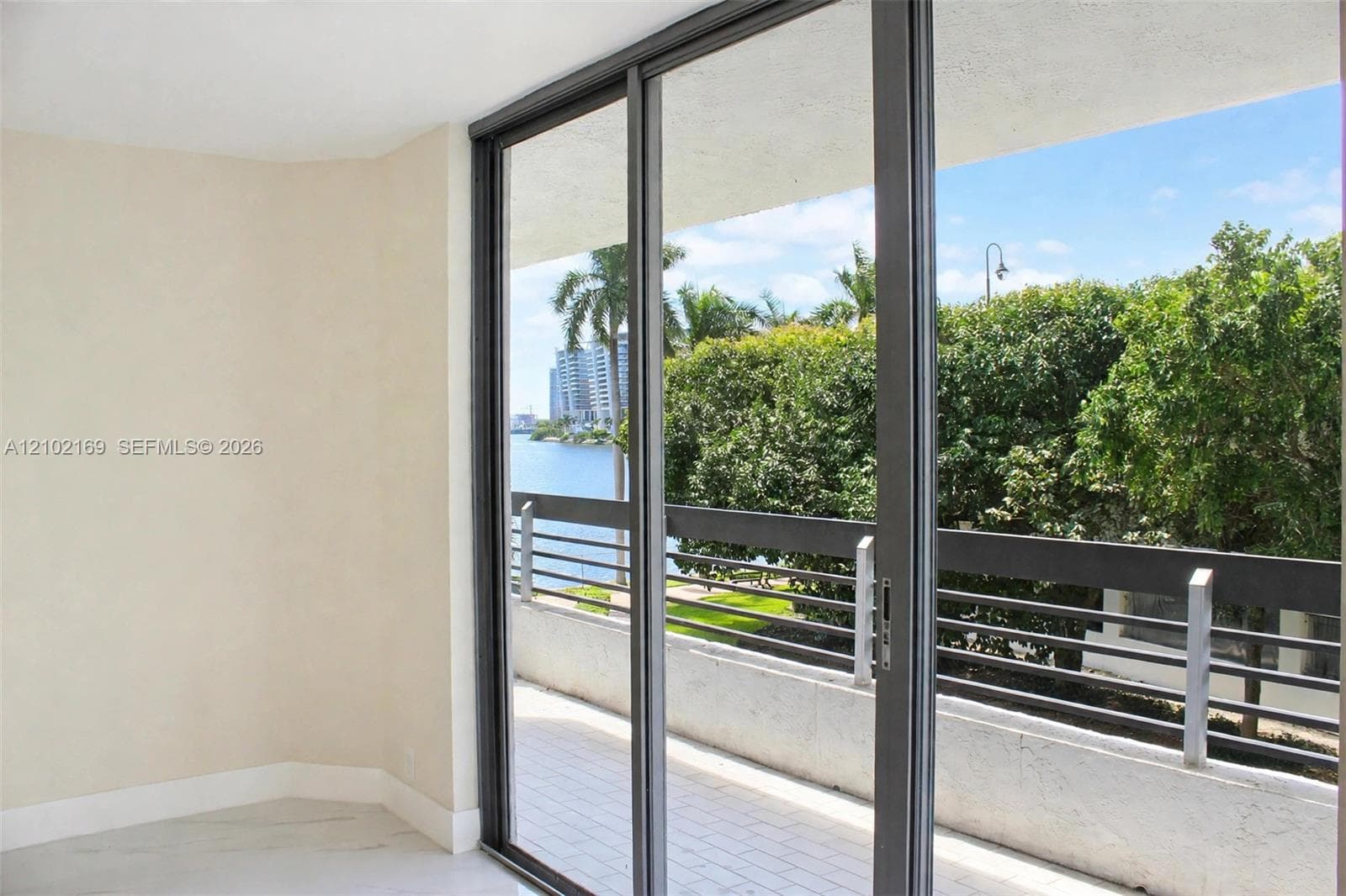 19101 NE 36th Ct # 302, Aventura FL 33180
