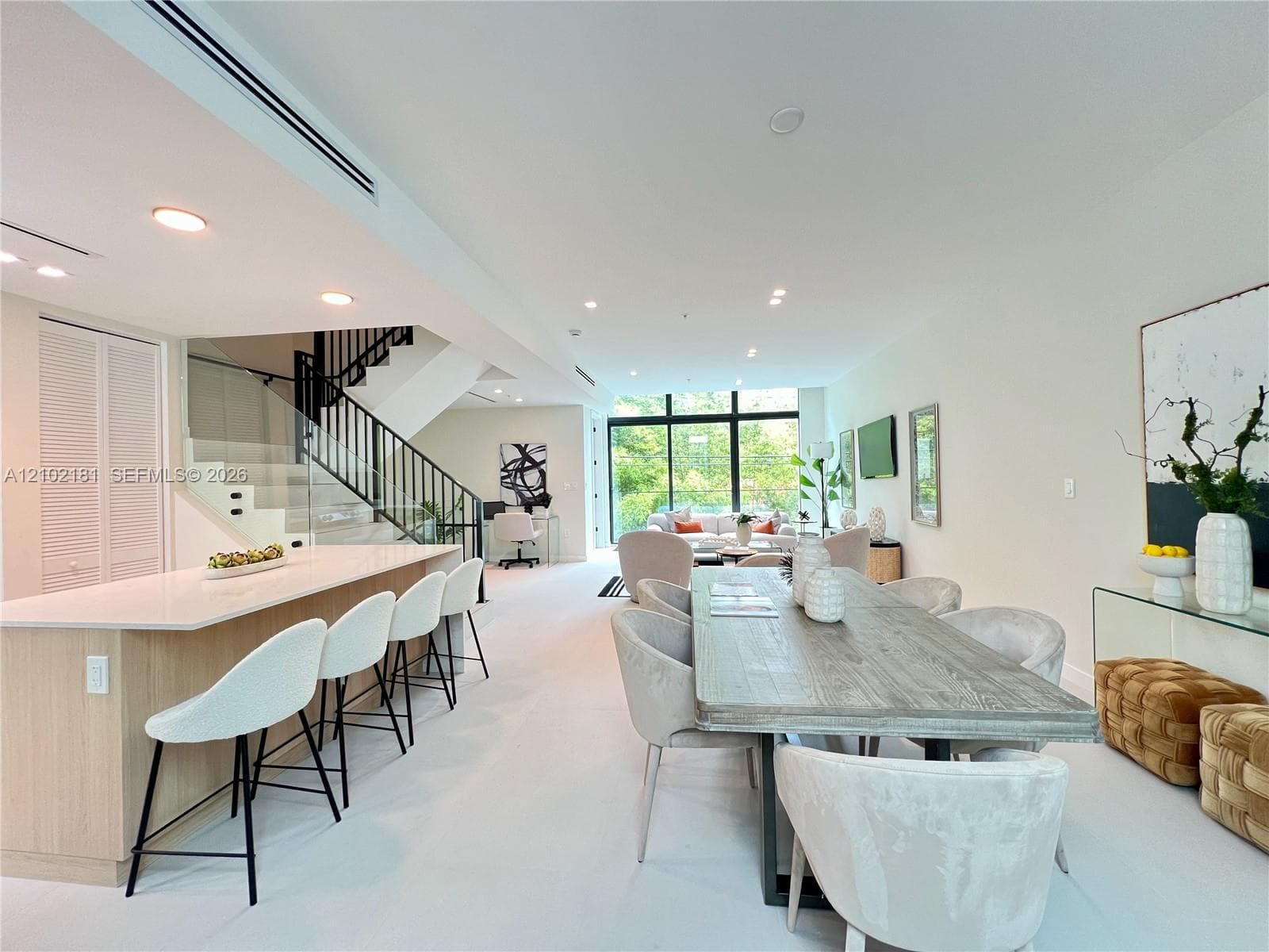 2694 SW 25th Ave # 2694, Miami FL 33133