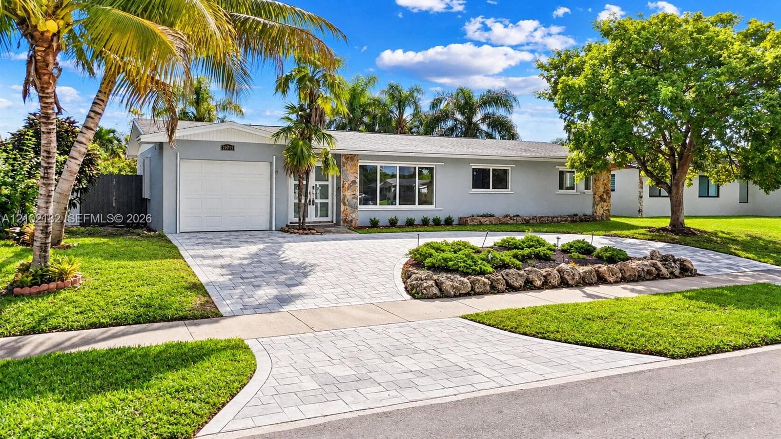 19715 SW 87th Pl, Cutler Bay FL 33157