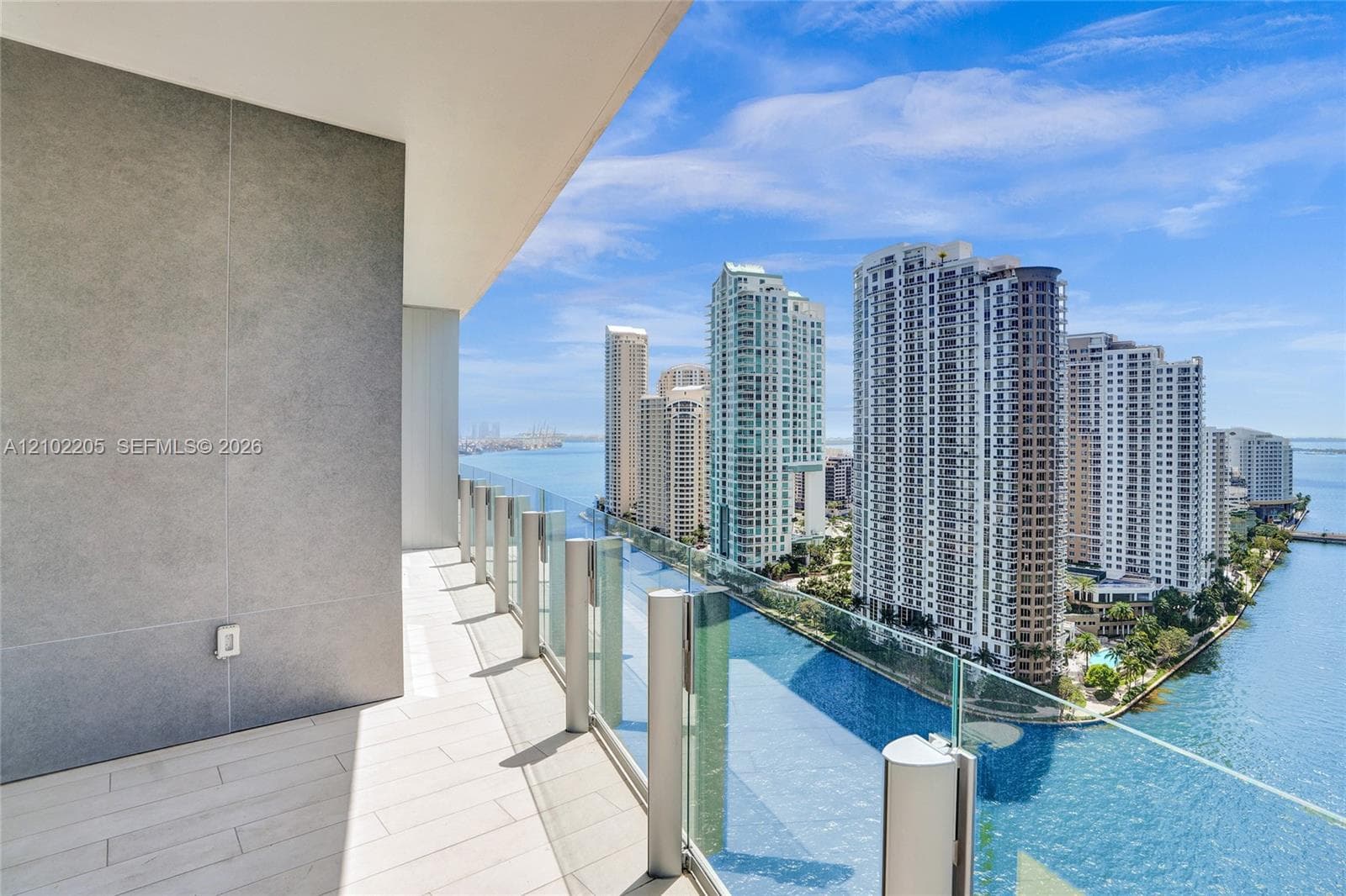 300 Biscayne Boulevard Way # 2106W, Miami FL 33131