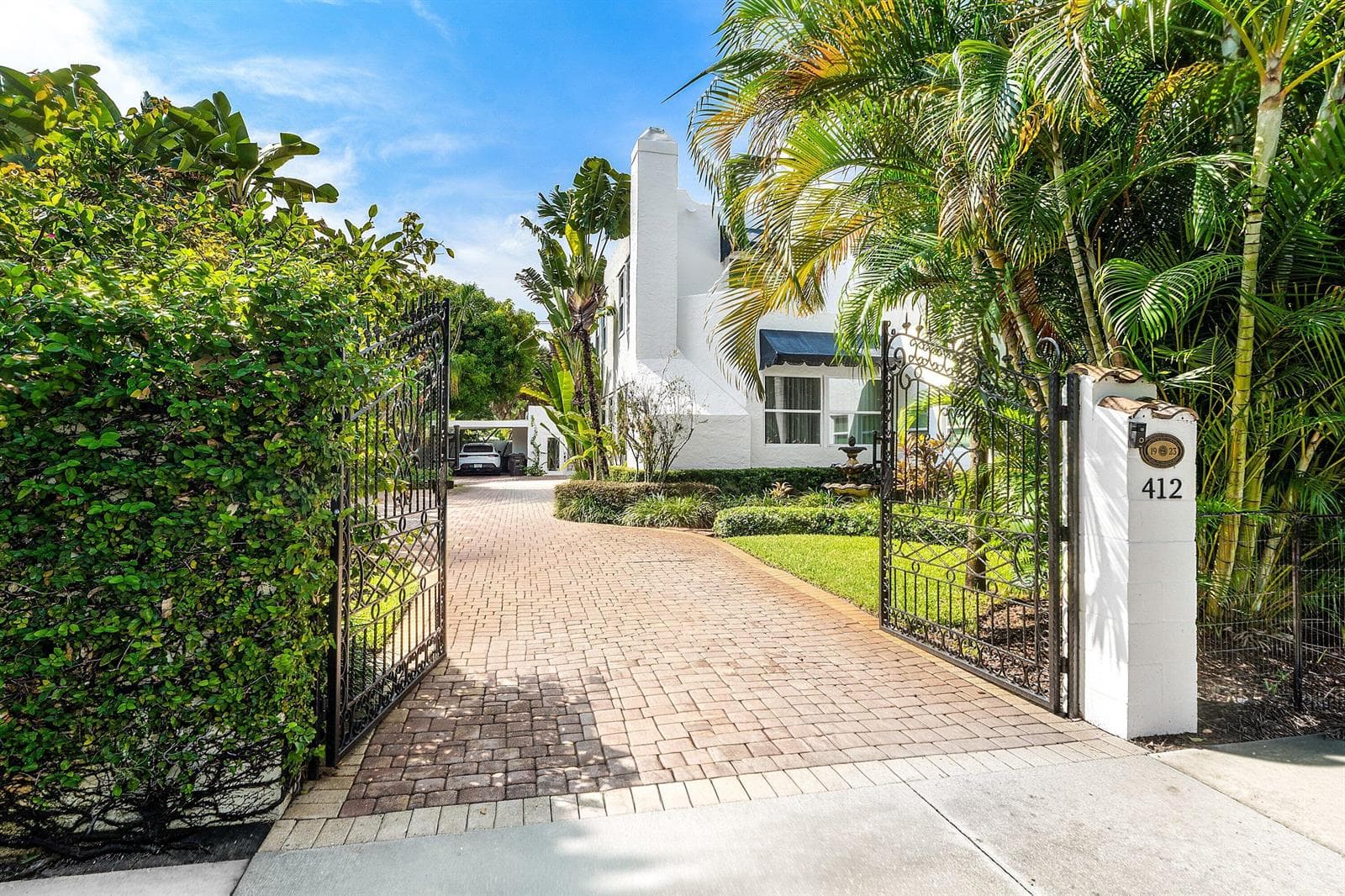 412 35TH Street, West Palm Beach FL 33407