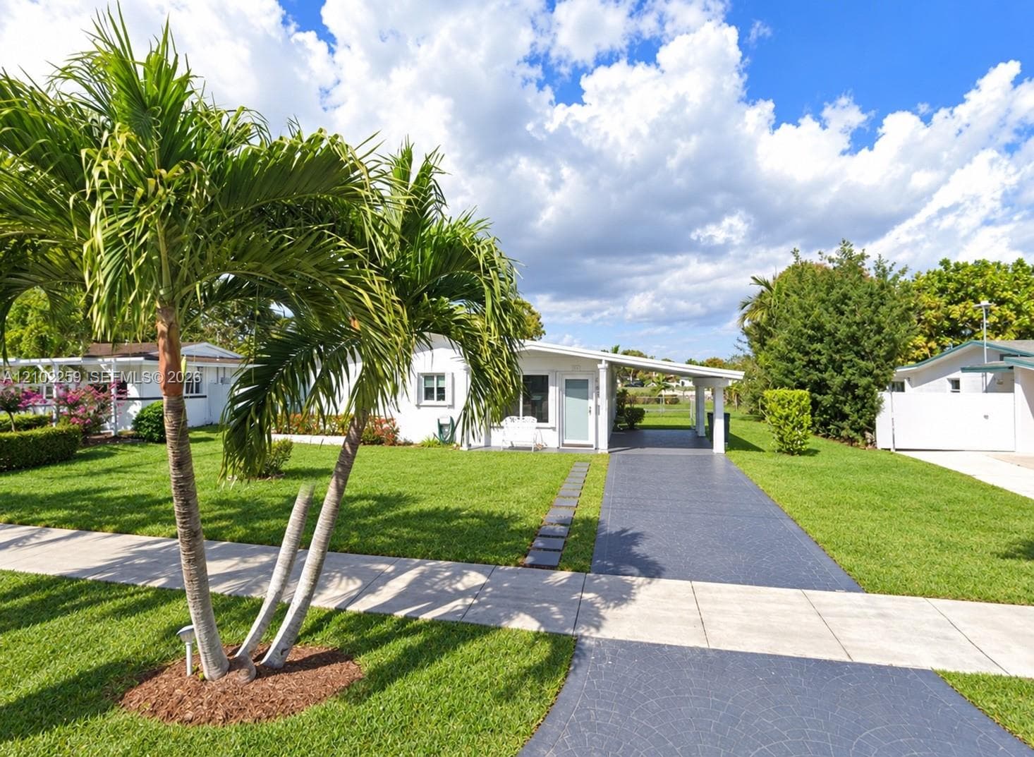 9865 SW 80th Dr, Miami FL 33173