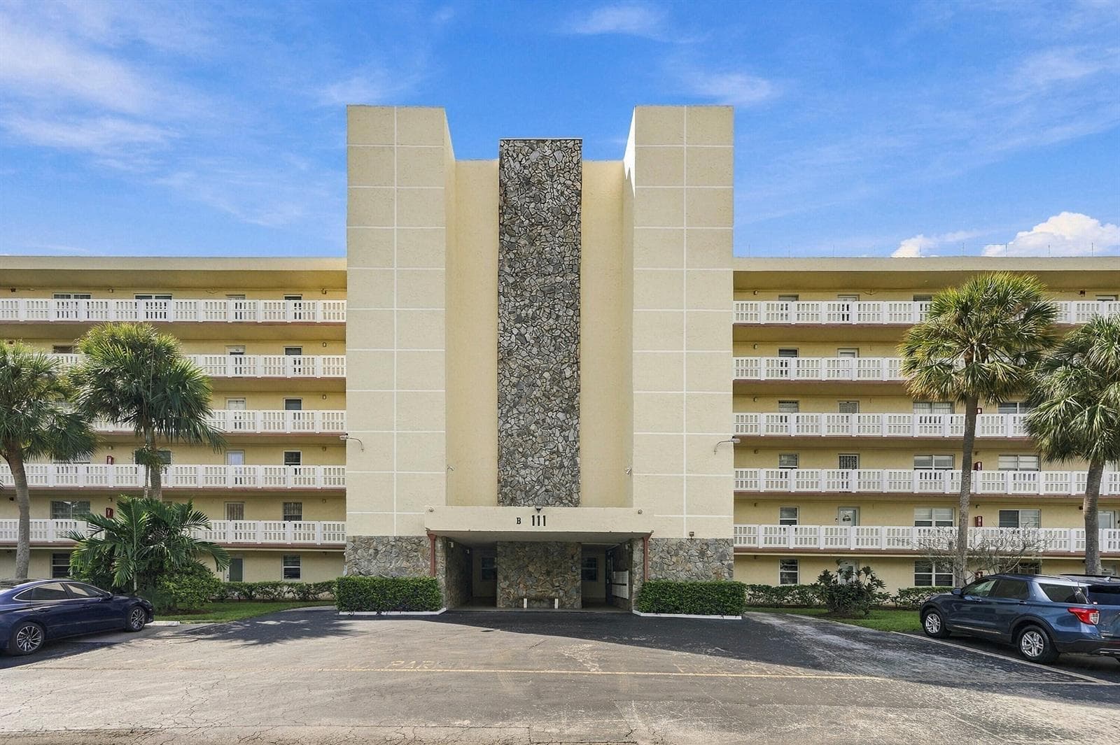 111 SE 3RD Avenue # 602, Dania Beach FL 33004