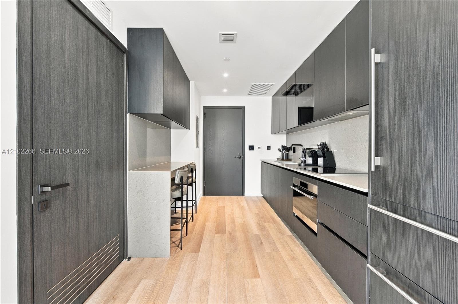 20 NE 11th # 3308, Miami FL 33132