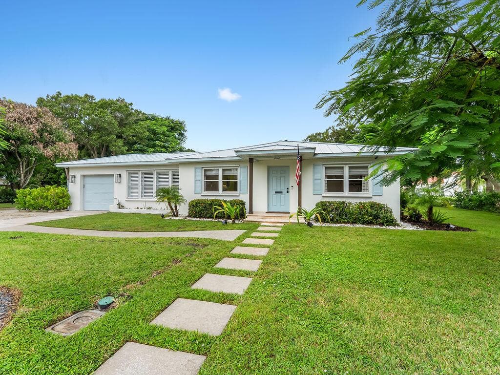 2041 Buena Vista Boulevard, Vero Beach FL 32960