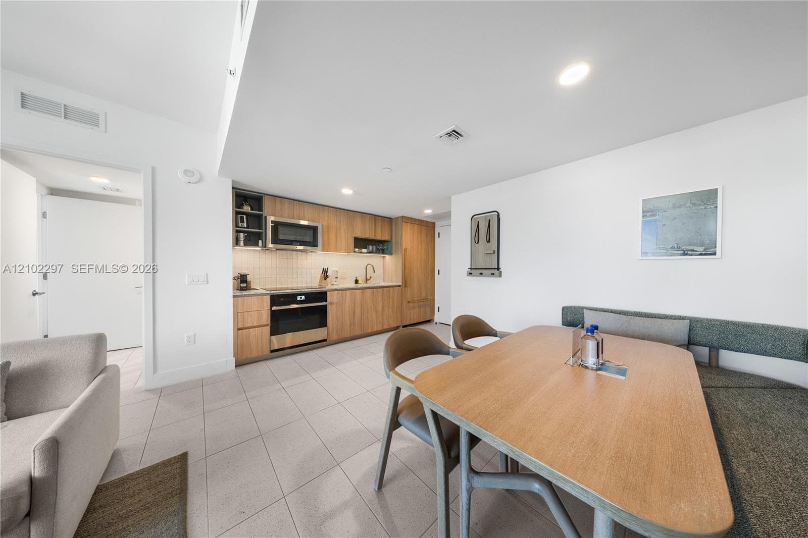 159 NE 6th St # 4011, Miami FL 33132