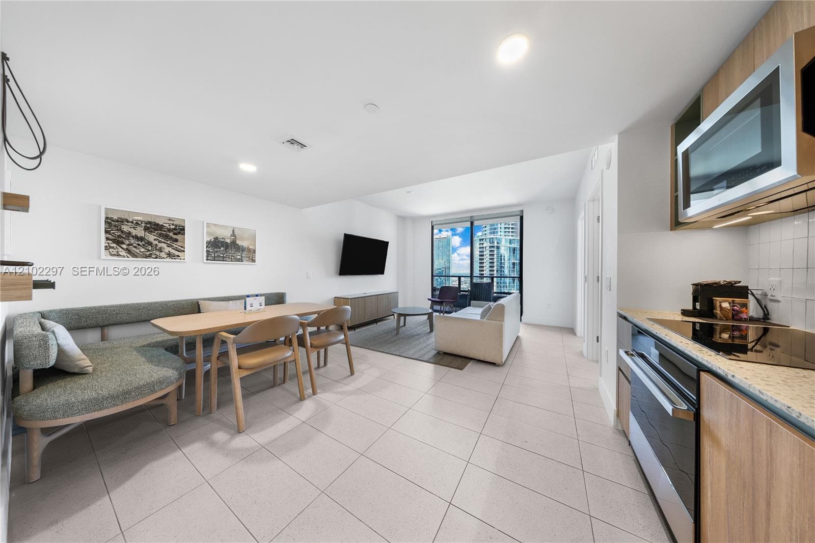 159 NE 6th St # 4011, Miami FL 33132