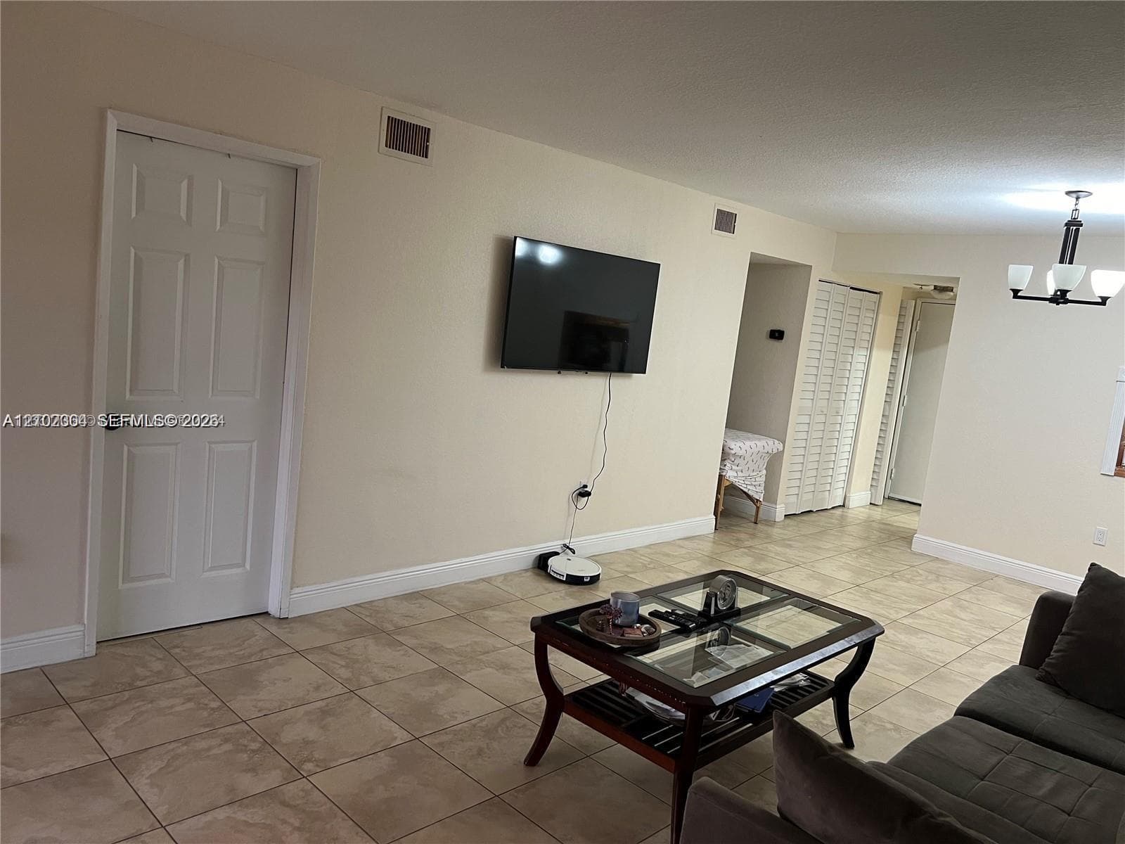 8875 Fontainebleau Blvd # 203, Miami FL 33172