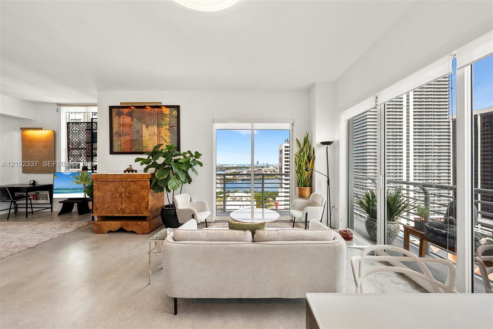 133 NE 2nd Ave # 2702, Miami FL 33132