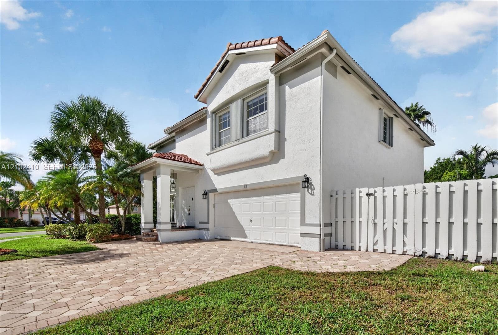 83 Gables Blvd, Weston FL 33326
