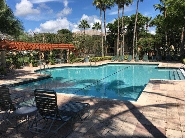 4159 N HAVERHILL Road # 1322, West Palm Beach FL 33417