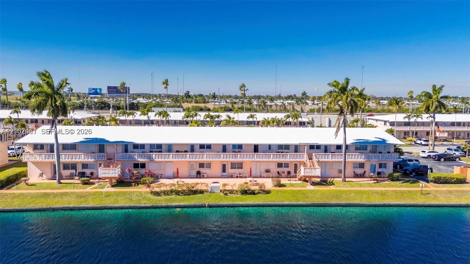 901 SW 11 Ave # 17H, Hallandale Beach FL 33009